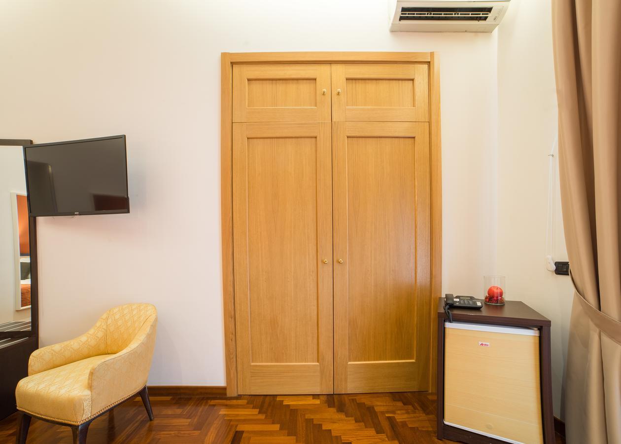 B&B Chiaia 32 Nápoles Exterior foto